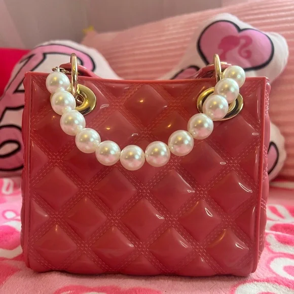 👛 Barbiecore Pink Quilted Jelly Handbag w/ Pearl Handle - Picture 2 of 7